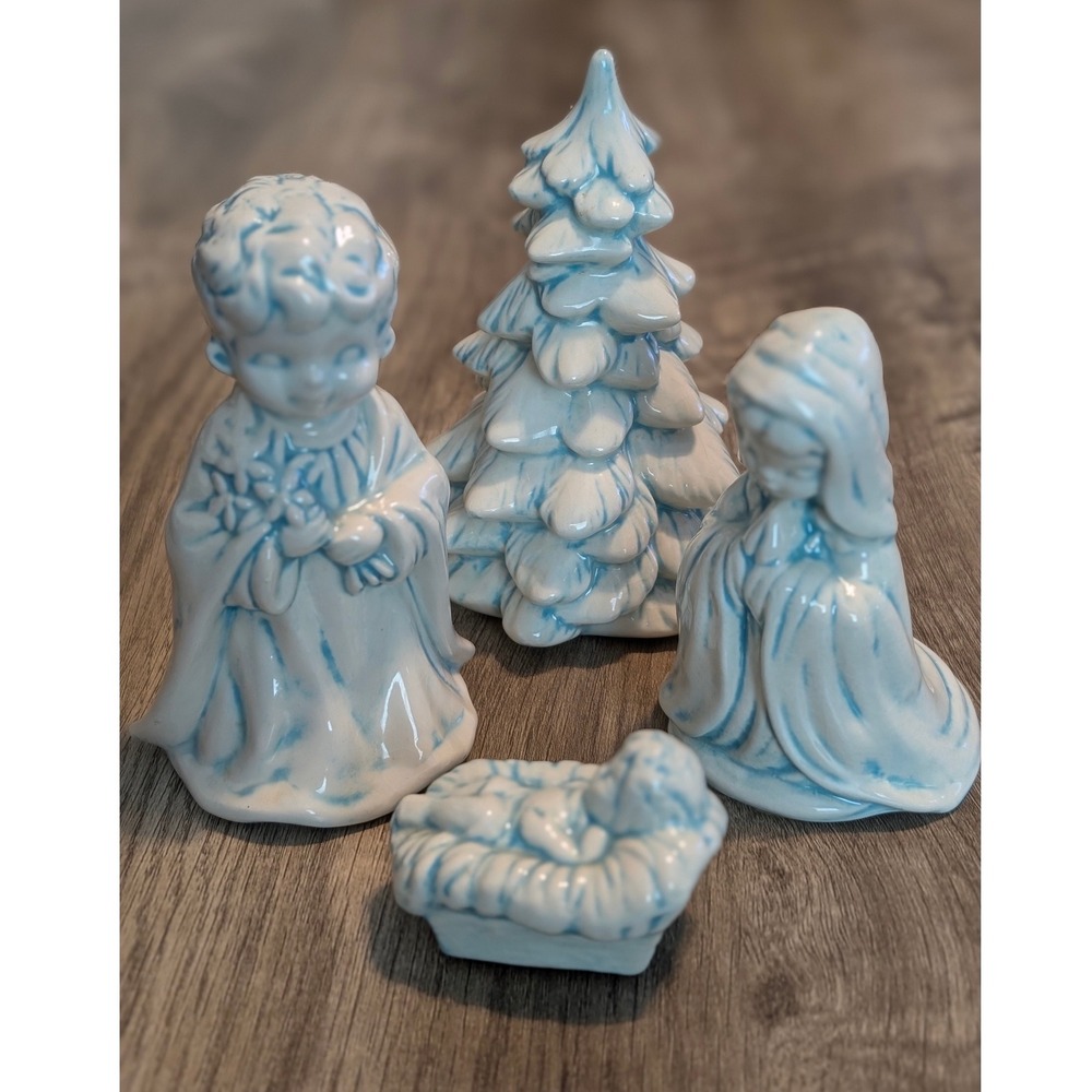 Vintage Blue and White Ceramic Nativity Set 4 Piece Mary Joseph Baby Jesus Tree